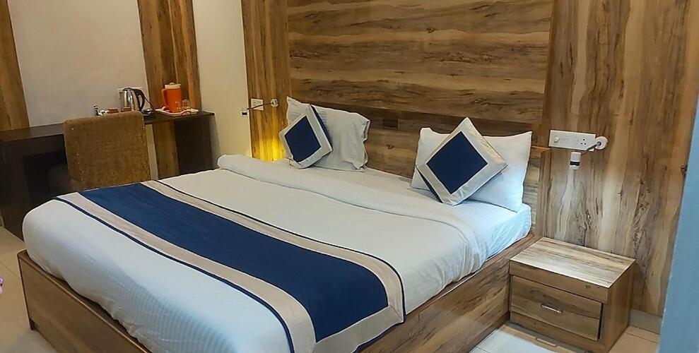 Отель Syona Residency Лакхнау Экстерьер фото